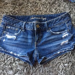 American Eagle Shorty shorts
